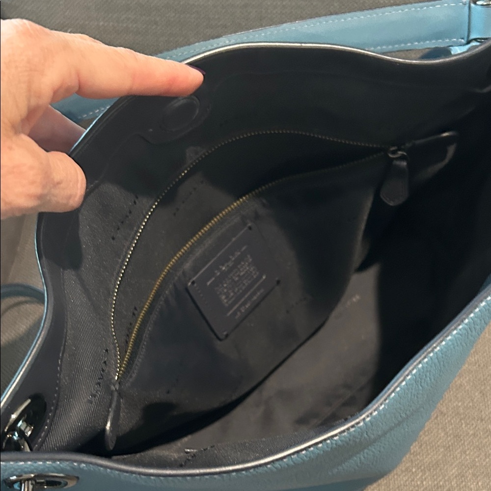 Coach Teal Leather Shoulder Bag - Picture 8 of 8